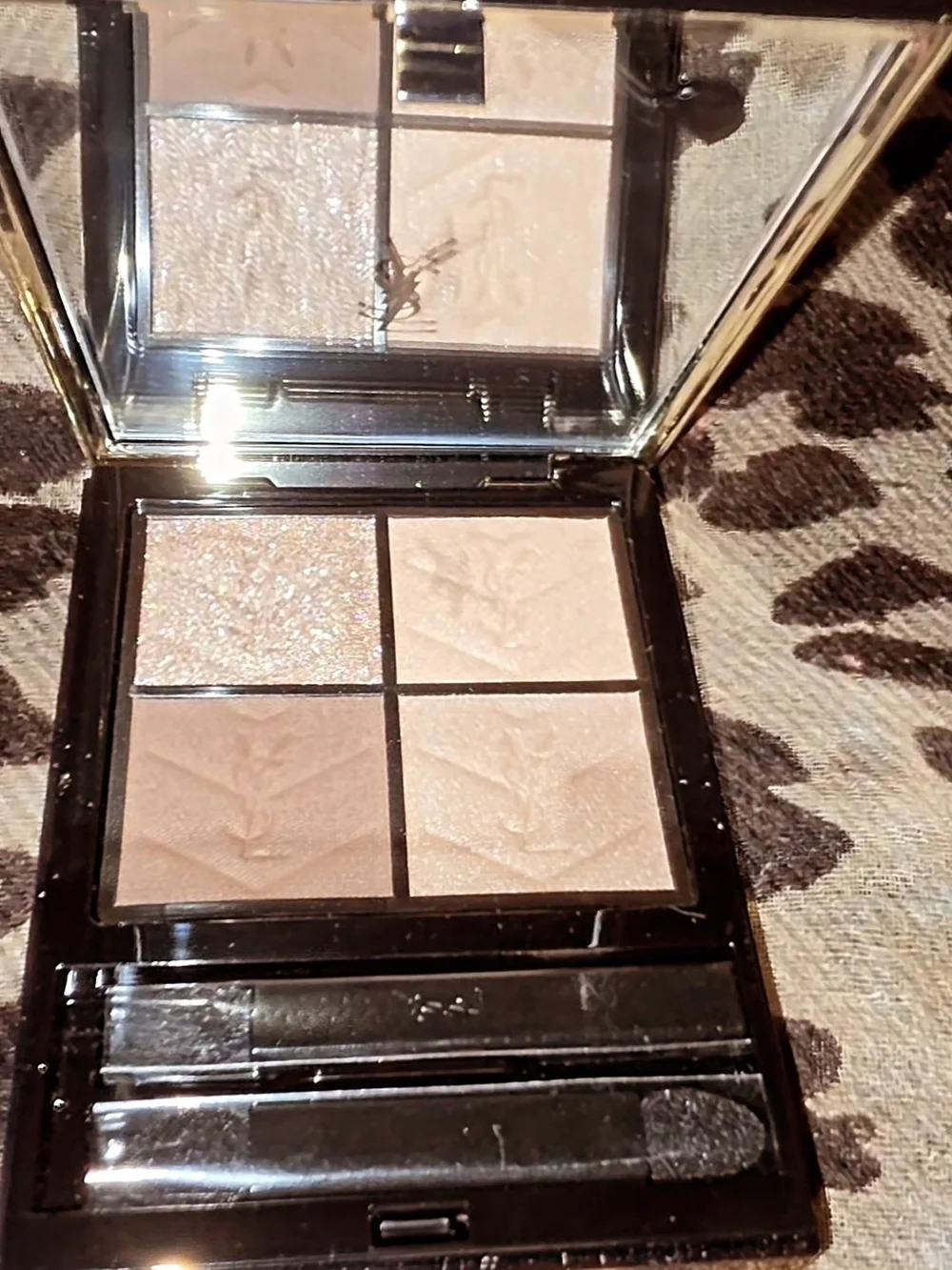 Yves Saint Laurent Champagne & Taupe Eyeshadow Quad